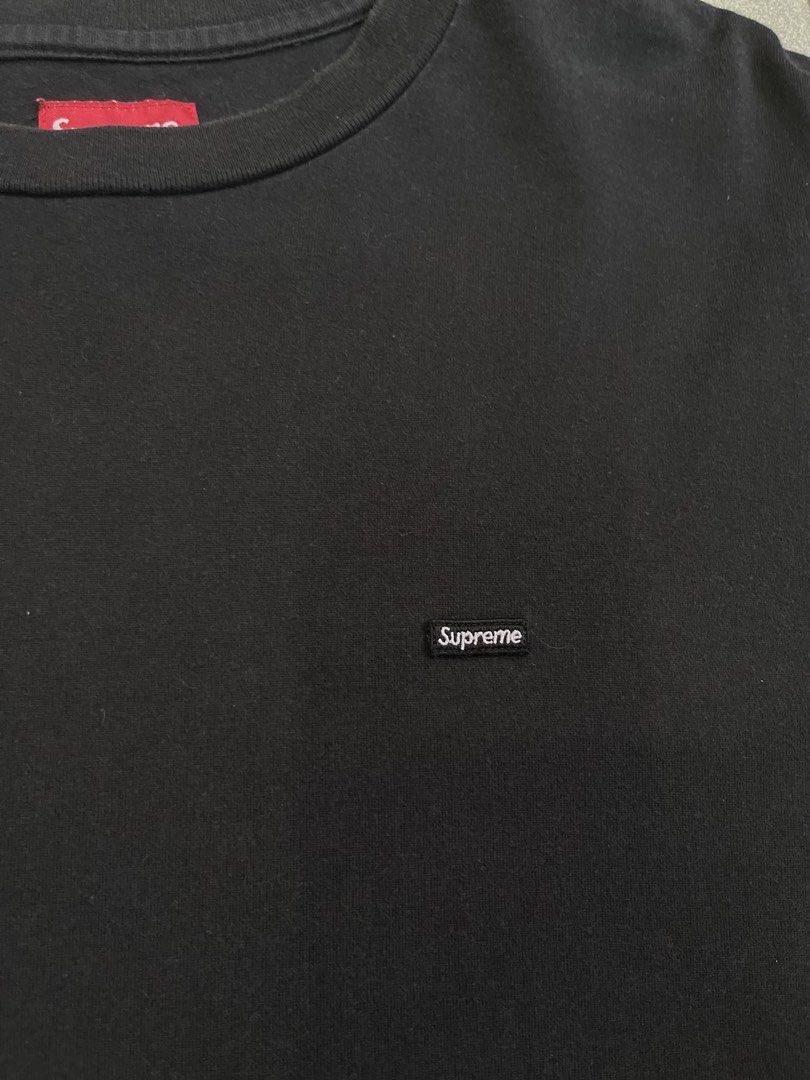 SUPREME (Category: Activewear) located in Baguio. Submitted by biancauyami (Listing ID 1464738601, Image 3). Description: .