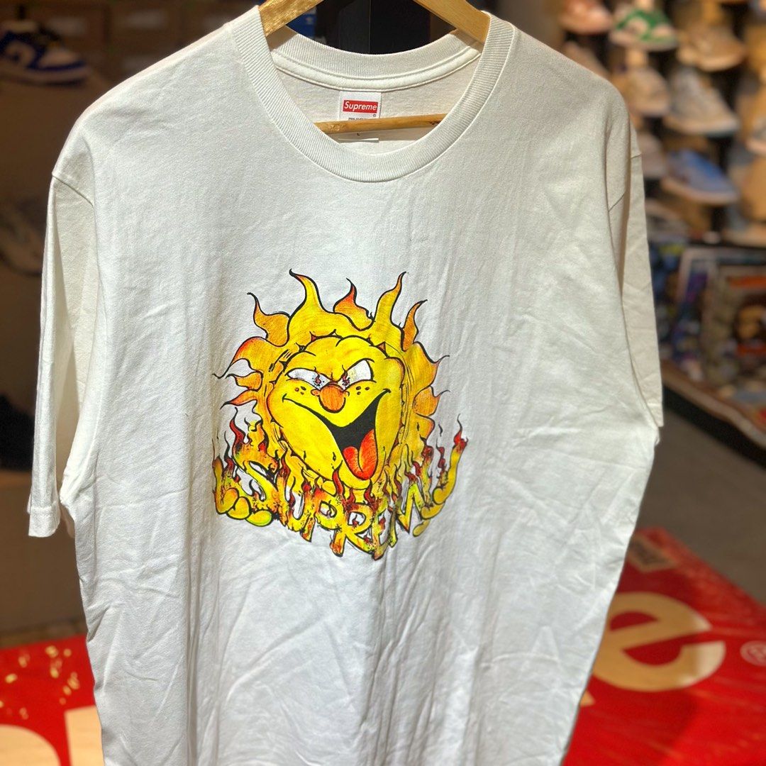 Supreme FW20 Sun Tee White (Category: Tshirts & Polo Shirts ) located in Quezon City. Submitted by inside_plug (Listing ID 1464646151, Image 2). Description: For Sale Supreme FW20 Sun Tee White - Large Brandnew Dm us to purchase.