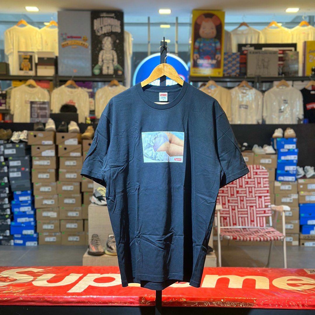 Supreme Maude Tee Black (Category: Tshirts & Polo Shirts ) located in Quezon City. Submitted by inside_plug (Listing ID 1464646397, Image 1). Description: For Sale Supreme Maude Tee Black - XL Brandnew Dm us to purchase.
