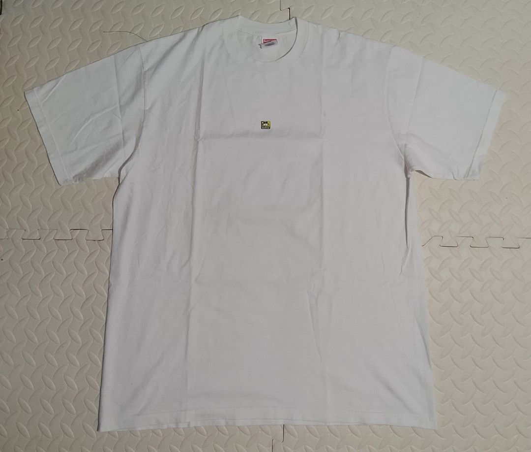 Supreme tamagotchi tshirt (Category: Activewear) located in Manila. Submitted by modern-market (Listing ID 1464576120, Image 1). Description: supreme Tamagotchi tshirt size:xl on tag W:24 L:30 as new condition no issue.