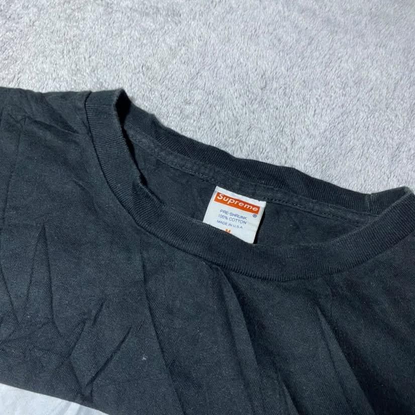 Supreme The killer (Category: Tshirts & Polo Shirts ) located in Zamboanga. Submitted by hassan_26 (Listing ID 1464678859, Image 3). Description: 9.6 color rate Excellent condition No issue Length-29 Width-23.