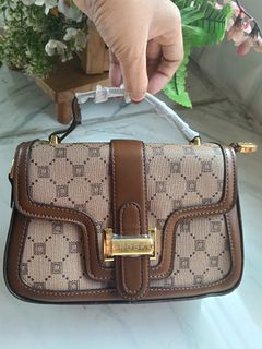 (Kategori: ) berada di . Dikirim oleh arniesstuff (ID iklan 1464683059, Gambar 1). Deskripsi: .