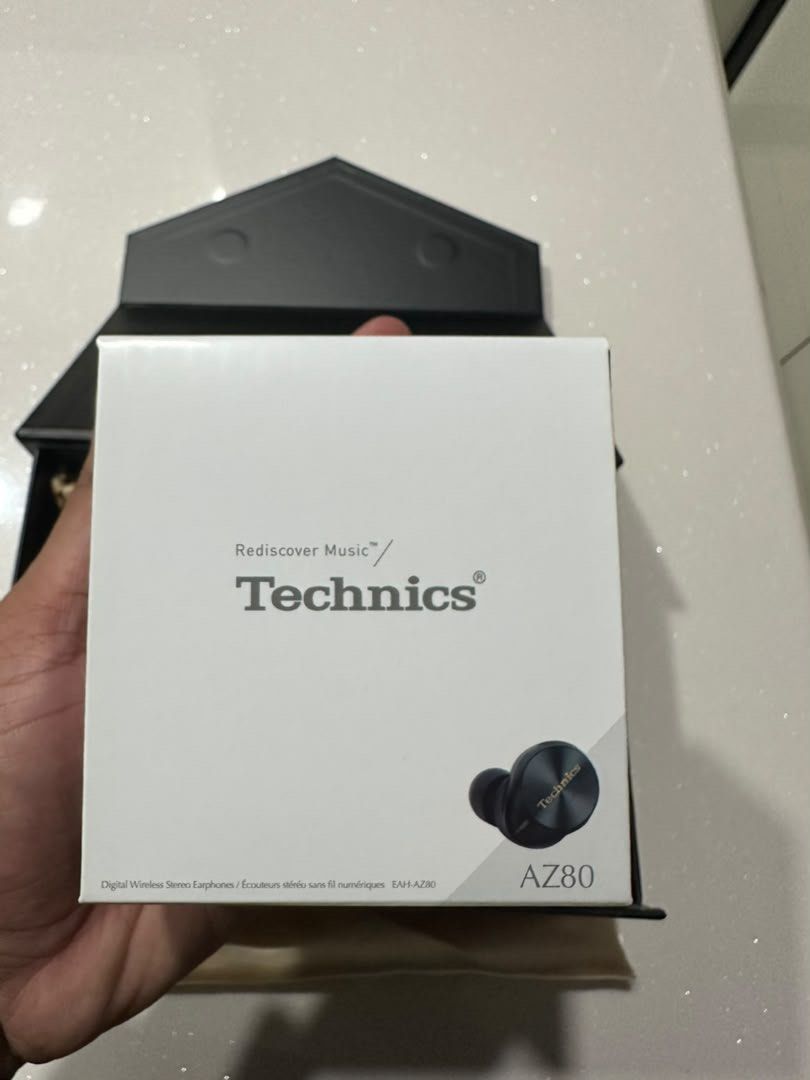 Technics EAH-AZ80 (Category: Earphones) located in Jelutong. Submitted by ezeqielnaj (Listing ID 1464749909, Image 1). Description: 🎧 Technics EAH-AZ80 — Brand New & Sealed 🆕 100% NEW & FACTORY SEALED 📦 Original box — never opened / never used 🎵 Premium Hi-Res Audio Wireless earbuds Features: * 🔊 Hi-Res Audio Wireless * 🎶 LDAC support * 🔇 Dual Hybrid Noise Cancelling (ANC) * 🎙️ High-quality call/microphone system * 🔋 Up to 7 hours playba