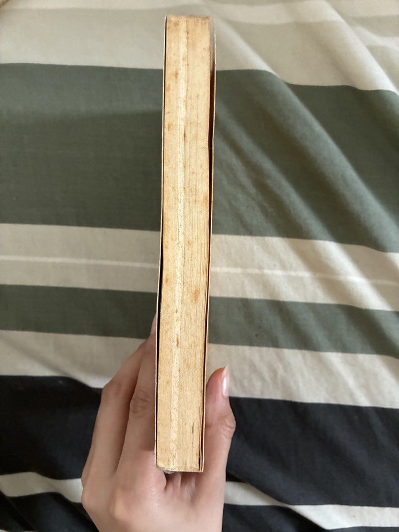 The Heartbroken Heartbreaker by Sammadison (Category: Textbooks) located in Las Pinas. Submitted by secondstorys (Listing ID 1464589547, Image 2). Description: .