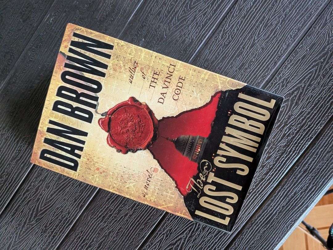 The Lost Symbol by Dan Brown (Hardbound) (Category: Storybooks) located in San Jacinto. Submitted by jigssaw (Listing ID 1464577517, Image 1). Description: - The Lost Symbol by Dan Brown - By the author of The Da Vinci Code - Pages are clean and readable - Spine is intact - Great for fans of thrillers and mysteries.