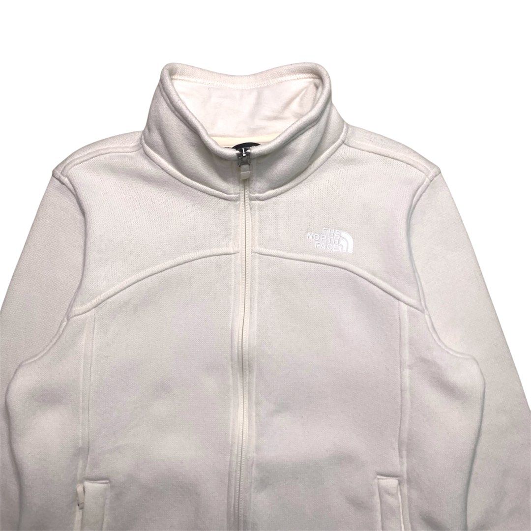 The North Face Glacier Fleece Jacket (Category: Coats, Jackets and Outerwear) located in Taguig. Submitted by yo.cram (Listing ID 1464658722, Image 2). Description: The North Face Glacier Fleece Jacket S (Women’s) Width 20” Length 27” Zippers are workings No Major Flaws Mine:500.
