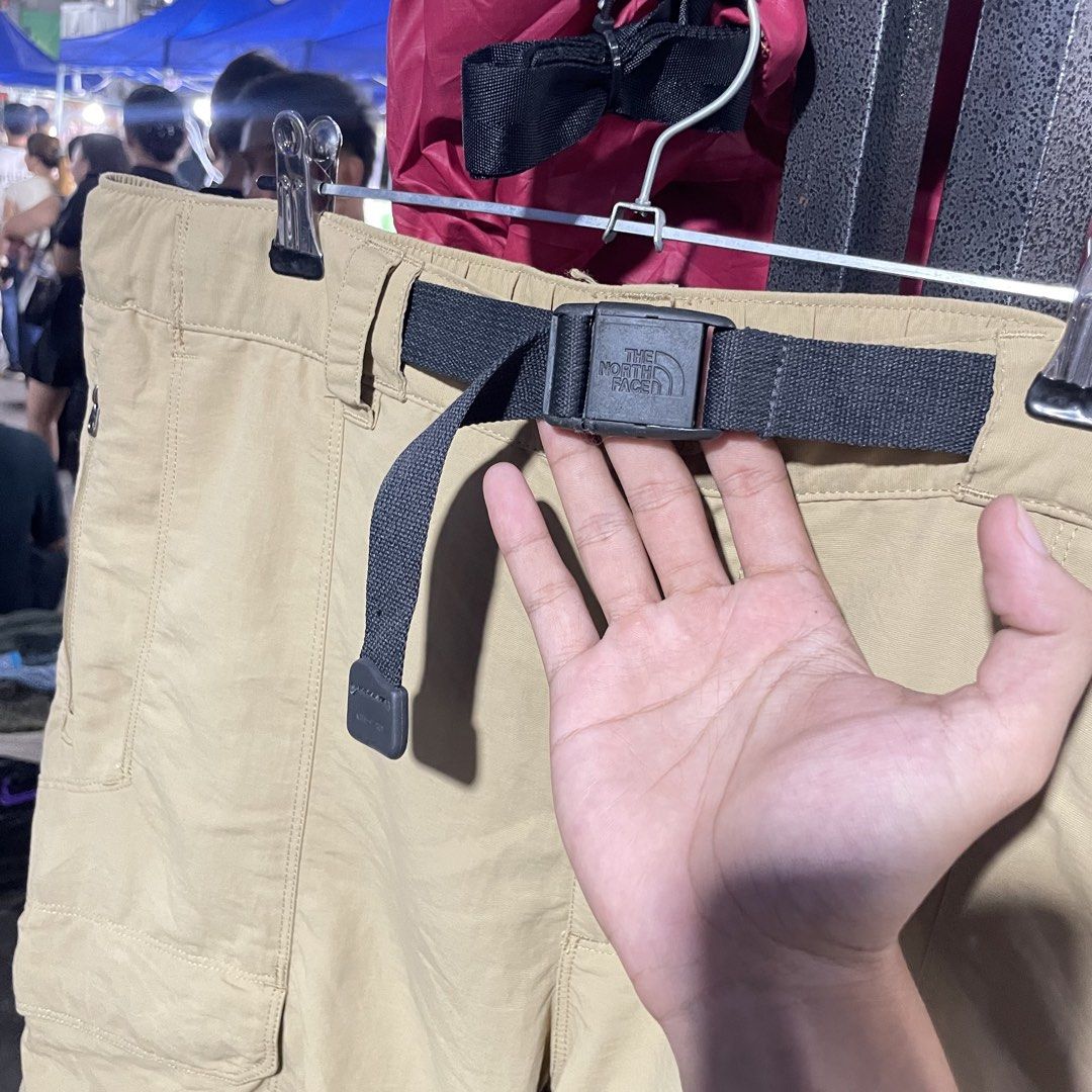 The NorthFace Convertible Pants (Category: Activewear) located in Cebu City. Submitted by looted.goods (Listing ID 1464715703, Image 3). Description: 34-36x42 Hem 10 (Pants) 34-36x21 Hem 11 (Shorts) Need wash.