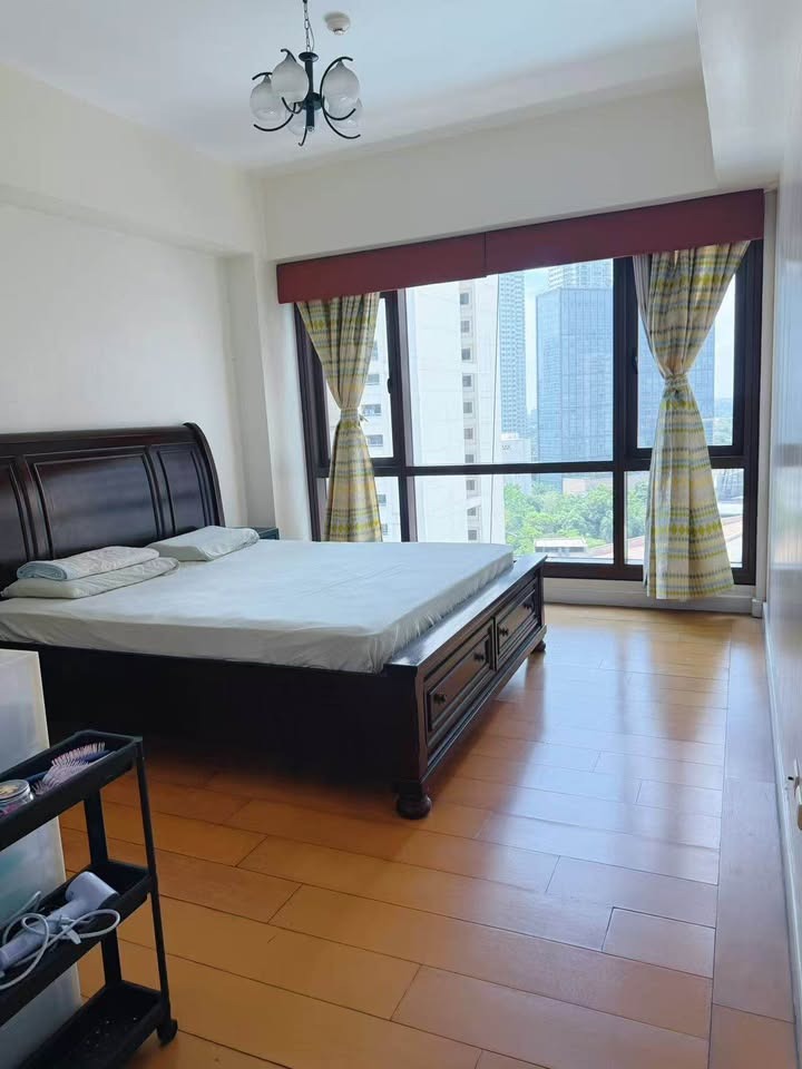 (Category: ) located in . Submitted by rmvlistings (Listing ID 1464593925, Image 1). Description: .