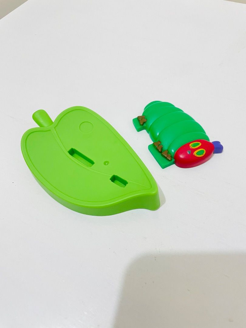 The Very Hungry Caterpillar Leaf Toy (Category: Figurines & Statues) located in Pasig City. Submitted by pleastellastory (Listing ID 1464749091, Image 2). Description: Collectibles For Display Purposes.