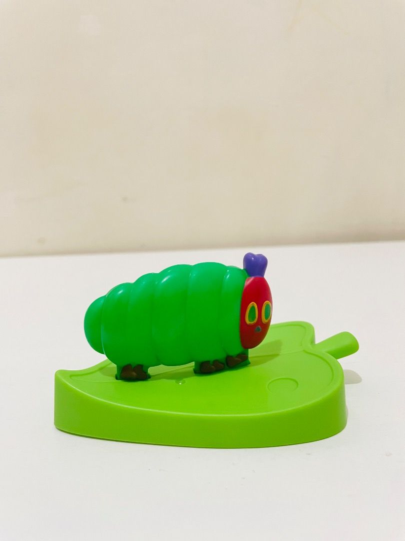 The Very Hungry Caterpillar Leaf Toy (Category: Figurines & Statues) located in Pasig City. Submitted by pleastellastory (Listing ID 1464749091, Image 1). Description: Collectibles For Display Purposes.