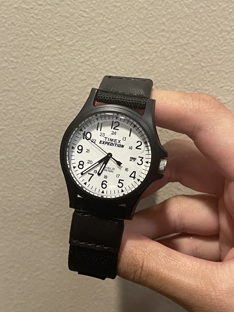 Timex Expedition indiglo (Category: Men's Watches) located in Manila. Submitted by le016392 (Listing ID 1464763515, Image 1). Description: FIXED PRICE. NO SWAPS - Brand/Model: Timex Expedition Field Watch - Dial: White dial with clear Arabic numerals, 24-hour markers, and date window at 3 o'clock - Case: Durable black resin case with stainless steel case back - Illumination: Indiglo night-light for clear visibility in the dark - Strap: Original b