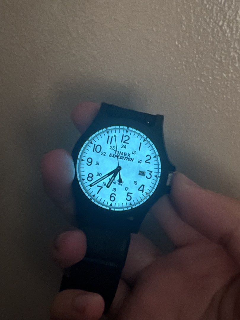 Timex Expedition indiglo (Category: Men's Watches) located in Manila. Submitted by le016392 (Listing ID 1464763515, Image 2). Description: FIXED PRICE. NO SWAPS - Brand/Model: Timex Expedition Field Watch - Dial: White dial with clear Arabic numerals, 24-hour markers, and date window at 3 o'clock - Case: Durable black resin case with stainless steel case back - Illumination: Indiglo night-light for clear visibility in the dark - Strap: Original b