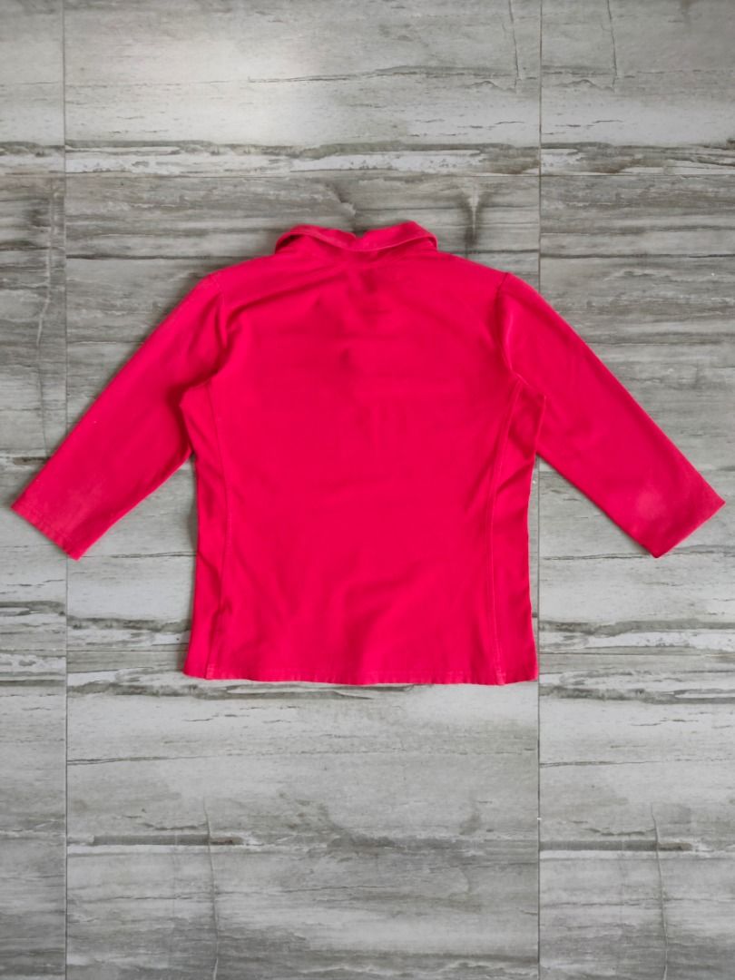 Tommy Hilfiger Polo Shirt - Medium (Category: Shirts) located in Caloocan City. Submitted by jericoespi (Listing ID 1464589628, Image 2). Description: Size in inches: 17.5 width 21 length No issues or alterations Loc: Dasma Cavite MOP: Gcash.