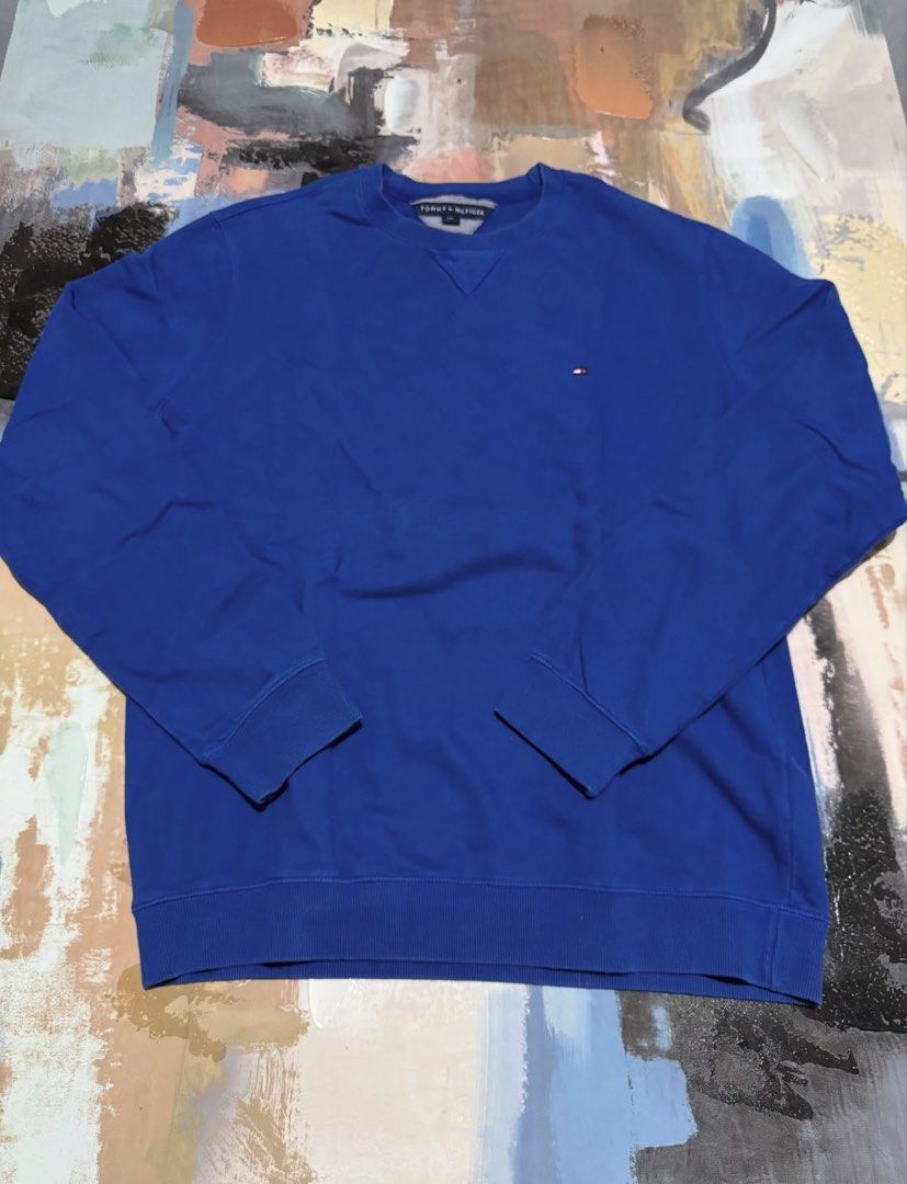 Tommy Hilfiger sweater (Category: Coats, Jackets and Outerwear) located in Las Pinas. Submitted by thrftmnl. (Listing ID 1464730622, Image 1). Description: Tommy H sweater Size: Large Dimes Width: 23 Length: 27 Issue/s: signs of usage.