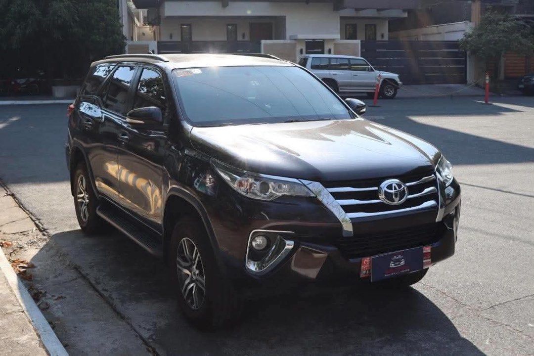 Toyota Fortuner G Auto (Category: Used Cars) located in Manila. Submitted by quality_cars (Listing ID 1464638613, Image 2). Description: 2017 Toyota Fortuner G Phantom Brown Metallic 2.4L Diesel Engine Automatic Transmission 52K Original Milage 8 Ending (Thursday Coding) Registered 2026 LED Headlight and Foglights Premium Leather Seat Cover Brand New Tires Front and Rear Dashcam New Oil and ATF 928K nego upon viewing 📍QC Banawe Viewing.
