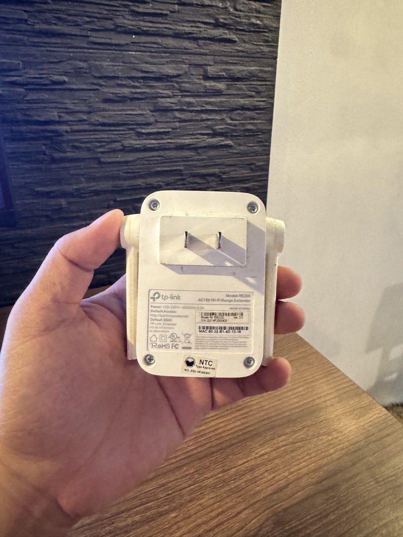 TP-Link AC750 Wi-Fi Range Extender RE205 (Category: Networking) located in Taguig. Submitted by jhnlndllcndn (Listing ID 1464679827, Image 2). Description: - TP-Link AC750 Wi-Fi Range Extender (Model RE205) - Boosts and extends your Wi-Fi signal - Eliminates Wi-Fi dead zones - Plugs directly into a wall outlet for easy setup - Compatible with any standard Wi-Fi router.