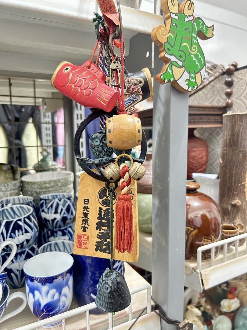 Traditional Japanese Souvenir (Category: Vintage Collectibles) located in Bustos. Submitted by gthings.collectibles (Listing ID 1464680746, Image 1). Description: Want to add some authentic Japanese retro aesthetic to your room or car? Grab this Traditional Japanese Souvenir Bundle for a super steal price! 🇯🇵🎋 TAKE ALL for only ₱400‼️ Perfect for collectors, vintage lovers, or pampa-swerte sa bahay: 🪵 Nikko Toshogu Shrine Travel Passport (Rea