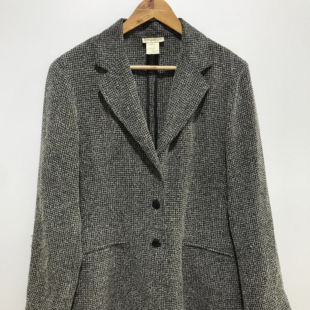 TRAVEL SMITH Blazer | Suit | Coat (Category: Coats, Jackets and Outerwear) located in Cavite. Submitted by tanya.valentin (Listing ID 1464677050, Image 1). Description: - 25x33.