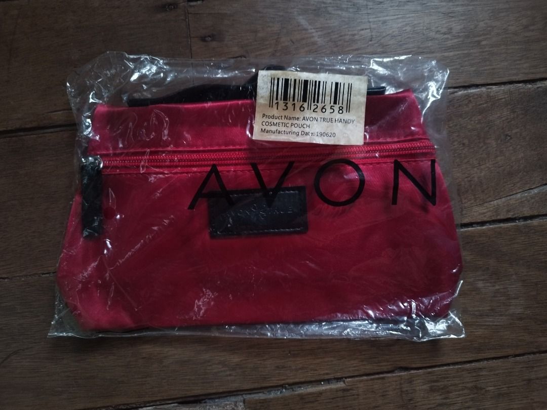 True Handy Cosmetic Pouch (Category: Purses & Pouches) located in Cavite. Submitted by plorb (Listing ID 1464591514, Image 3). Description: True Handy Cosmetic Pouch Brand: Avon Condition: New, unused ₱200.