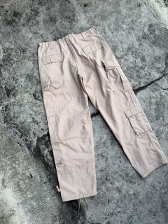 (Category: ) located in . Submitted by thefelicitythriftwear (Listing ID 1464629125, Image 1). Description: .