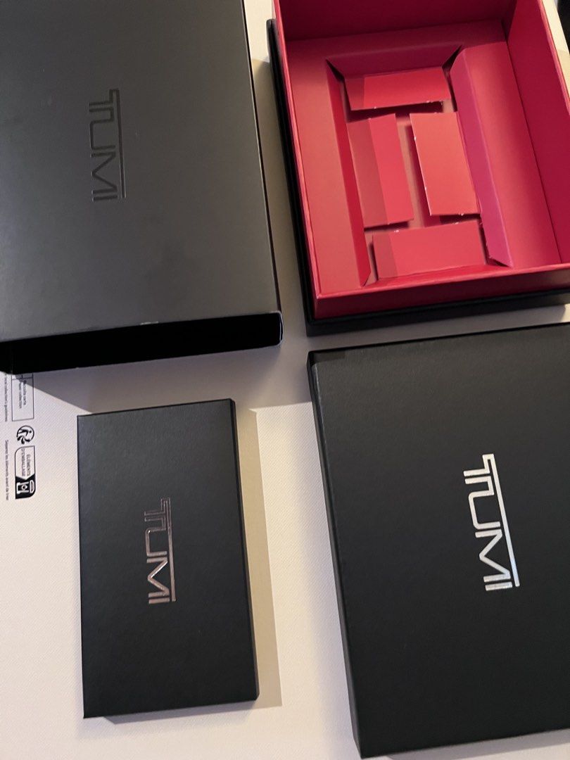 Tumi wallet box only (Category: Luxury Accessories) located in Manila. Submitted by benta_co (Listing ID 1464598829, Image 2). Description: 100% original box Available on hand.