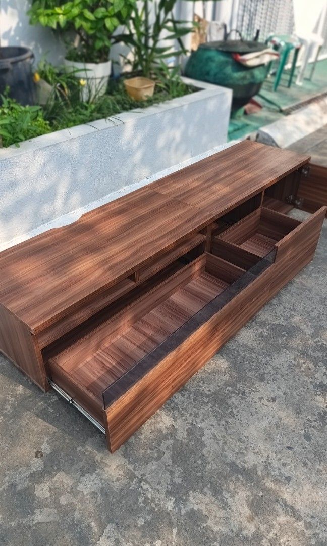 Tv rack (Category: TV Consoles) located in Santa Rosa. Submitted by tonyhawk0592 (Listing ID 1464635251, Image 3). Description: .