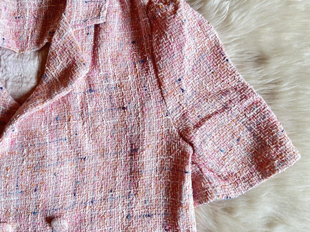 Tweed Candy Pink Double Breasted Semi-Crop Top (Category: Blouses) located in Pasig City. Submitted by littlemisslove (Listing ID 1464613079, Image 2). Description: Brand New Preloved Size: Medium to Large Color: Pink (Marshmallow) (color may vary due to lighting) - light tweed - complete buttons, all working - with 2 button holes, para kahit anong side pwede - with light inner lining - NO FLAW (See last photo when worn | medium frame).