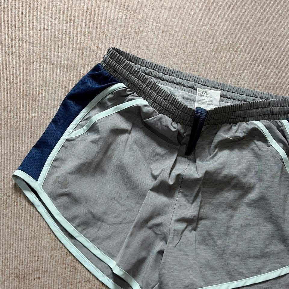 Under armour (Category: Activewear) located in Manila. Submitted by justin.jeyeneyshop (Listing ID 1464722465, Image 2). Description: W32-38 L14 With inner, pocket UA .
