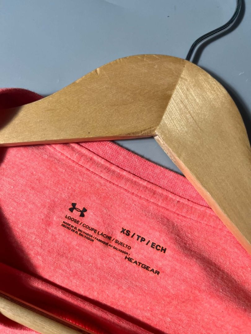 UNDER ARMOUR (Category: Blouses) located in General Santos City (Dadiangas). Submitted by arjay_genita (Listing ID 1464769080, Image 3). Description: Under Armour ‼️Size Xs (18/26) ‼️Excellent condition ‼️Color rate 9.5./10 ‼️No issue.