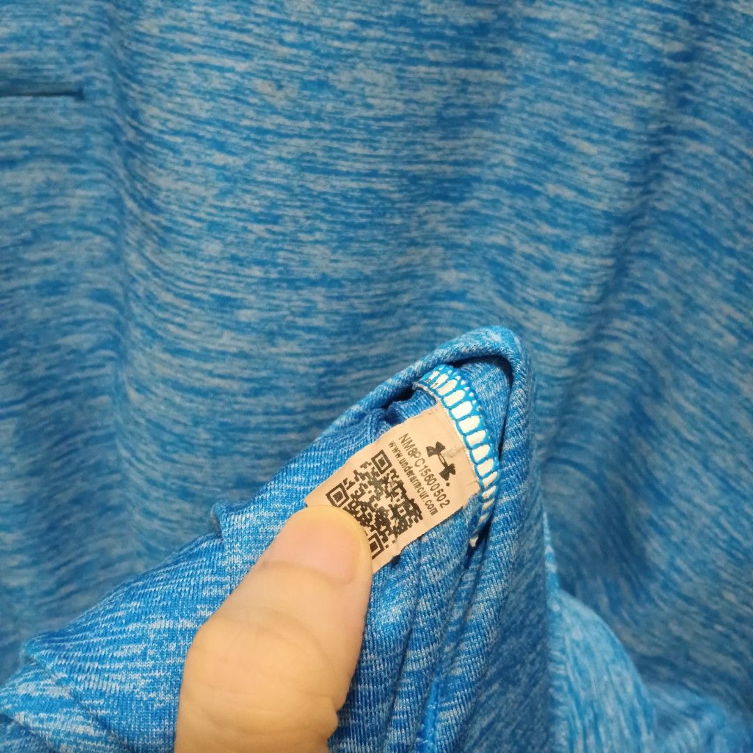 UNDER ARMOUR Heather Blue Polo Shirt (Category: Shirts) located in Caloocan City. Submitted by jaychingsss (Listing ID 1464624199, Image 3). Description: Under Armour Polo Shirt - 100 25x32 Color Rate: 9/10 NEED WASH.