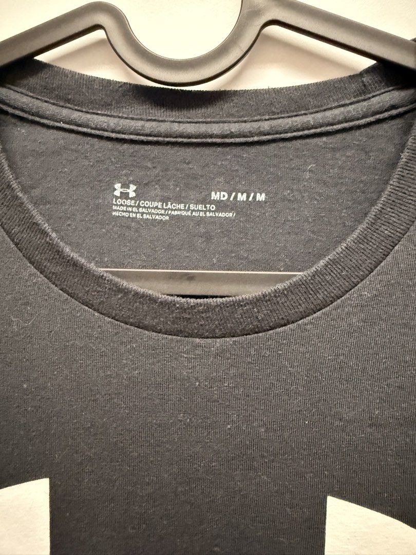 Under armour with white logo (Category: Activewear) located in Quezon City. Submitted by mine4now (Listing ID 1464614461, Image 2). Description: What: under armour Origin: philippines Size: medium Condition: Lightly Used RFS: DECLUTTERING Shipping fee: PAID by the buyer No: COD Courier: lbc, grab or lalamove J&T - if not busy. MOP: Gcash, maya or online banking *For sure buyer, shipping is on the next day afternoon bet 5 an 6 pm. I only do LBC de