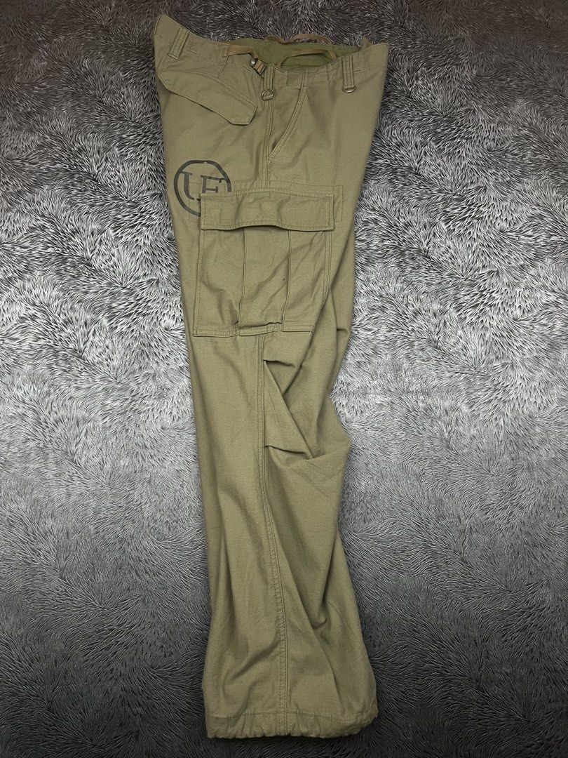 Uniform experiment by SOPH (Category: Joggers) located in Iloilo. Submitted by thefilthythrift (Listing ID 1464735458, Image 3). Description: Uniform experiment By SOPH Made in Japan Details nasa pic .