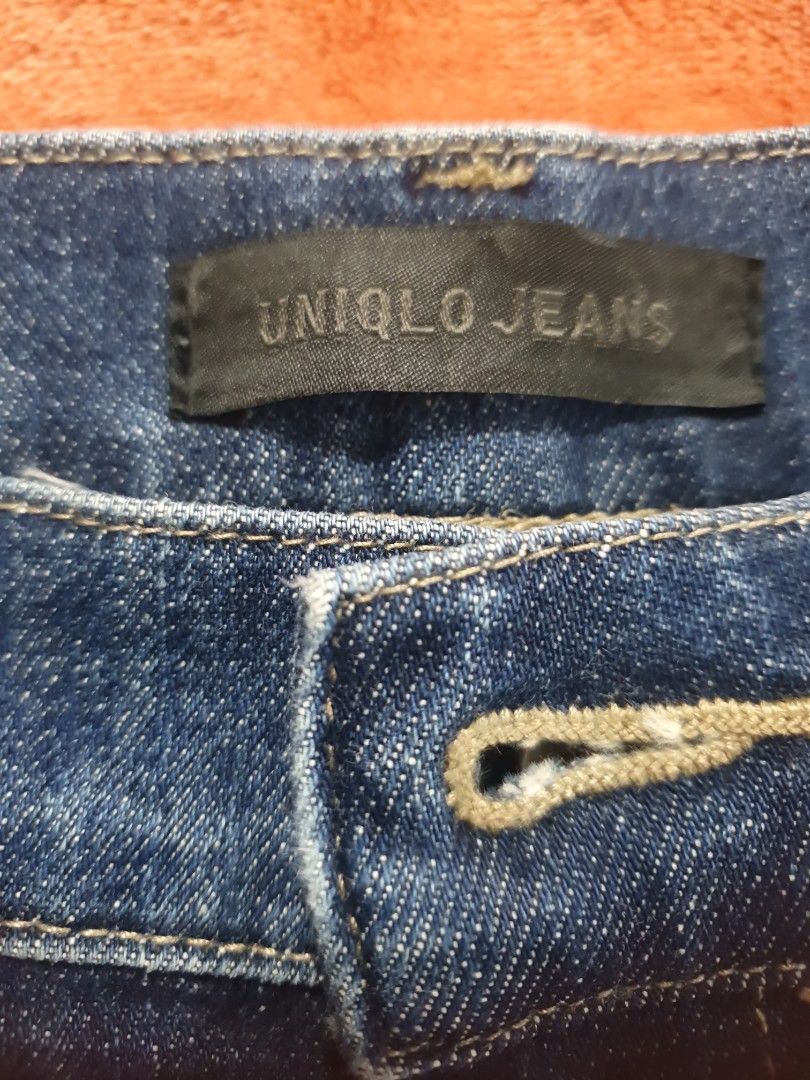 UNIQLO JEANS (Category: Jeans) located in Pasig City. Submitted by yenscollection7271 (Listing ID 1464599144, Image 1). Description: ✅️ LIKE NEW CONDITION ✅️ TATTERED BOTTOM ✅️ SIZE 26-28 STRETCH ✅️ MOP: GCASH OR BANK TRANSFER ✅️ NO RETURNS, REFUNDS, EXCHANGES ✅️ NO COD.