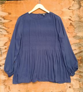 (Category: ) located in . Submitted by Ez_Cute_Closet (Listing ID 1464701757, Image 1). Description: .