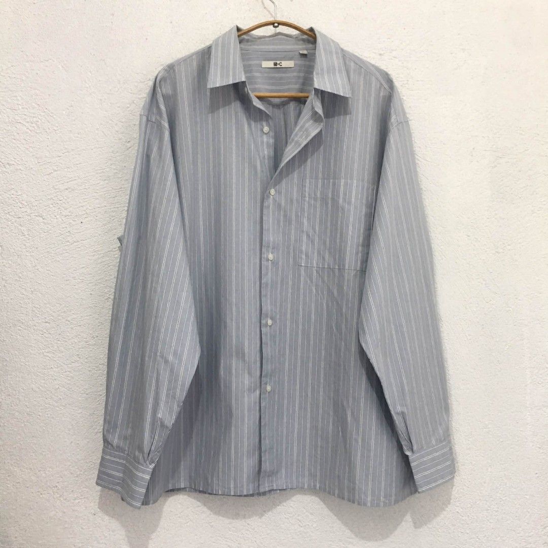 Uniqlo oversize buttondown shirt (Category: Longsleeves) located in Subic. Submitted by ayvee.ph (Listing ID 1464662318, Image 2). Description: Uniqlo oversize buttondown shirt Fave!!! Very pretty & so comfy ✨ Prelove No when worn Good as bnew Size: L on tag Bust: Upto 42 Length: 27 inches Shoulder: 21 inches 📌Measured via tm ✅Color may differ due to lighting Price: 500 📍Location: Olongapo City 🚛Courier: Reg J&T door to door del Mine now pay t