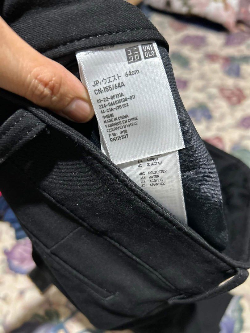 Uniqlo Pants (Category: Other Bottoms) located in Abulug. Submitted by new.affordalux (Listing ID 1464637727, Image 2). Description: size 27.