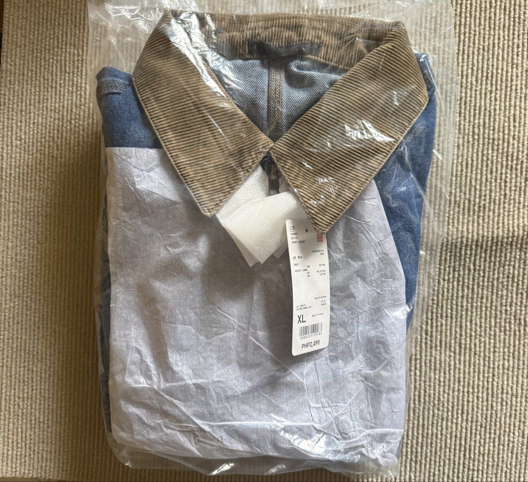 Uniqlo Short Zip Up Jacket XL (Category: Coats, Jackets and Outerwear) located in Marikina City. Submitted by wearism (Listing ID 1464662578, Image 2). Description: 100% brand new with tag and original Uniqlo. AVAILABLE UNTIL POSTED. LAST PRICE POSTED. Size: XL Fit: Oversized. Heavy fabric. Color: Blue 65 No when worn photo(s). Location: Santo Niño, Marikina Shipping via J&T. GOtyme/BDO payment..