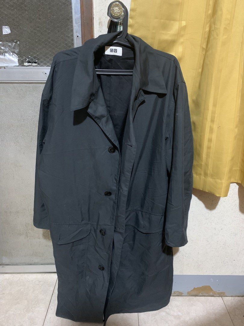 Uniqlo U Oversized Single Breasted Coat, RUSH SALE (Category: Coats, Jackets and Outerwear) located in Santa Maria. Submitted by bustinjieber.9804 (Listing ID 1464570832, Image 1). Description: bought in full price (₱6,990) good as new, wore once for an event price is negotiable for sure buyers rfs: decluttering, need cash.