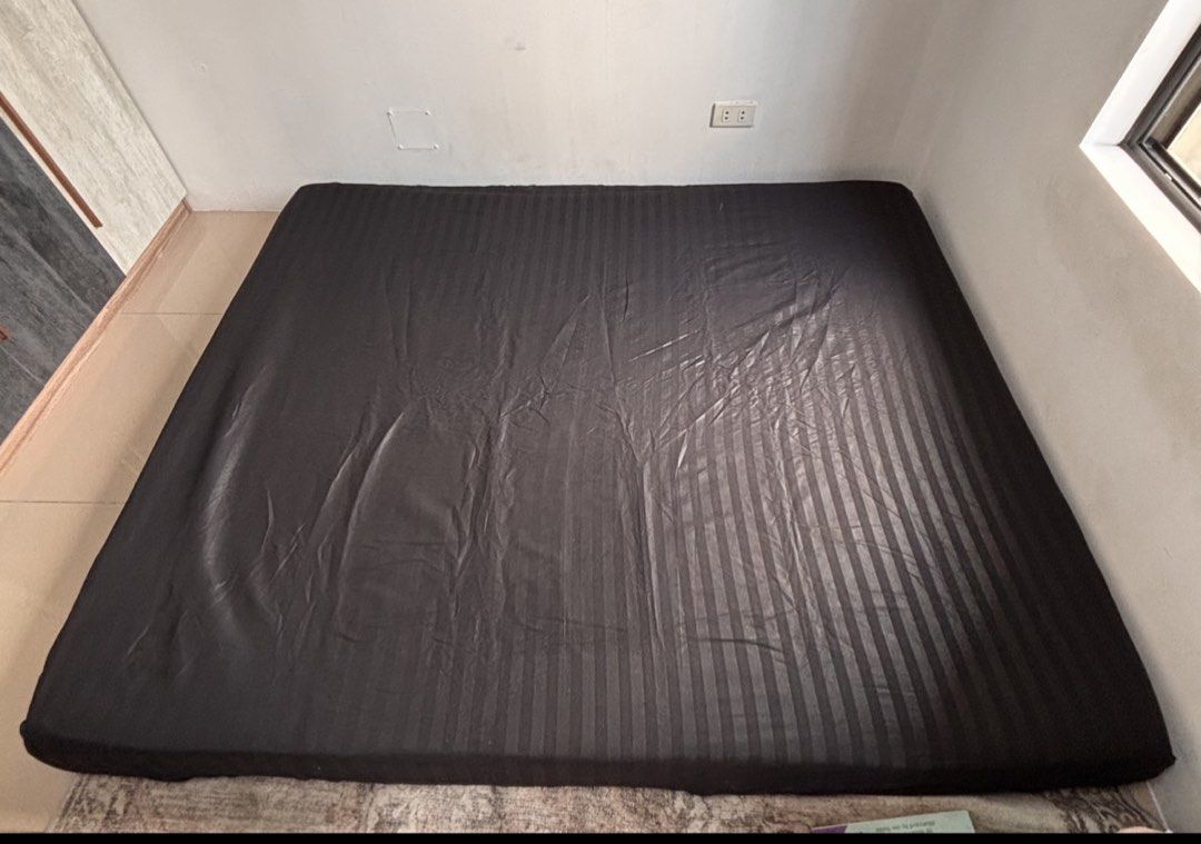 Uratex Foam Mattress with Fitted Sheets (Category: Bed Frames & Mattresses) located in Quezon City. Submitted by mr.kalmado (Listing ID 1464704398, Image 3). Description: ₱5,849 NEGOTIABLE FOR SALE — PREMIUM URATEX QUEEN SIZE MATTRESS Selling our premium Uratex Queen-size mattress, purchased approximately 3 years ago for ₱13,000. 💰 SELLING PRICE: ₱5,849 NEGOTIABLE 📍 Location: [INSERT LOCATION] Mattress Details * 🛏️ Brand: Uratex * 📏 Queen Siz
