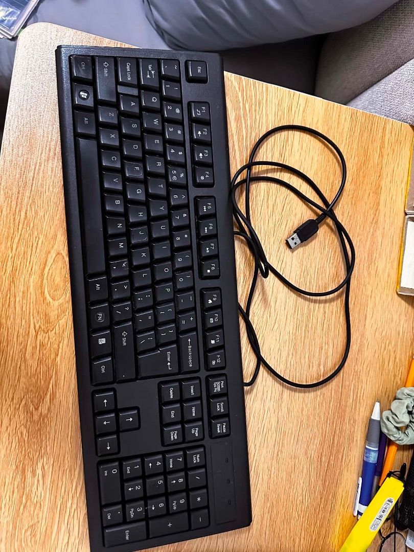 USB Keyboard Aztech KRS-83 (Category: Computer Keyboard) located in Caloocan City. Submitted by mightycloud_e27d56 (Listing ID 1464700699, Image 1). Description: USB wired connection Full-size layout with numeric keypad 12 FN multimedia hotkeys Spill-resistant design Laser-engraved keycaps Compatible with Windows PCs can provide photoproof.