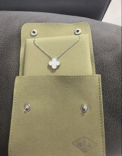 (Category: ) located in . Submitted by hhysn (Listing ID 1464746852, Image 1). Description: .