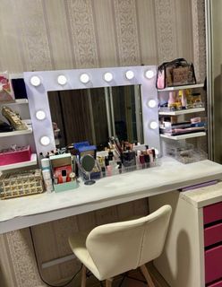 (Category: ) located in . Submitted by Amiraluvpink (Listing ID 1464607464, Image 1). Description: .