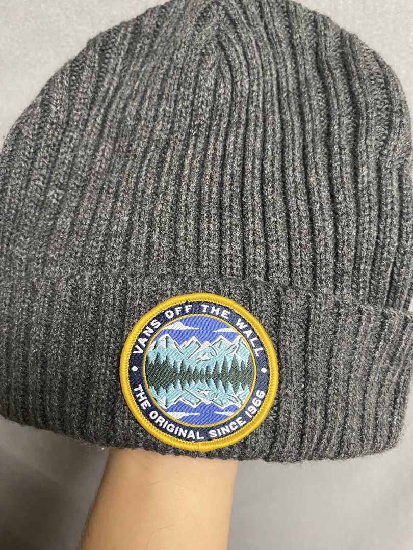 Vans off the wall Beanies (Category: Beanies) located in Cabuyao City. Submitted by ukaythriftshirt (Listing ID 1464703685, Image 2). Description: Vans off the wall beanies Good as new no issue cut wash tags one size - 399.