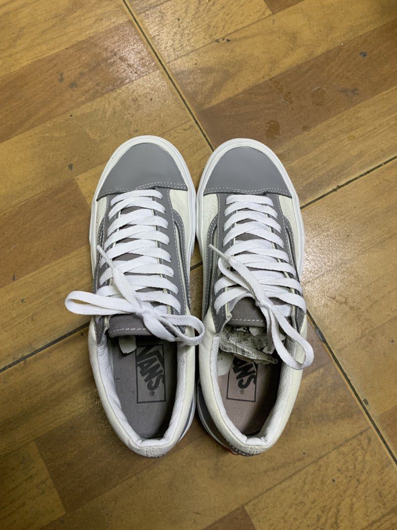 Vans oldskool (Category: Sneakers) located in Andop. Submitted by oalyc (Listing ID 1464585749, Image 2). Description: Size 7.5.