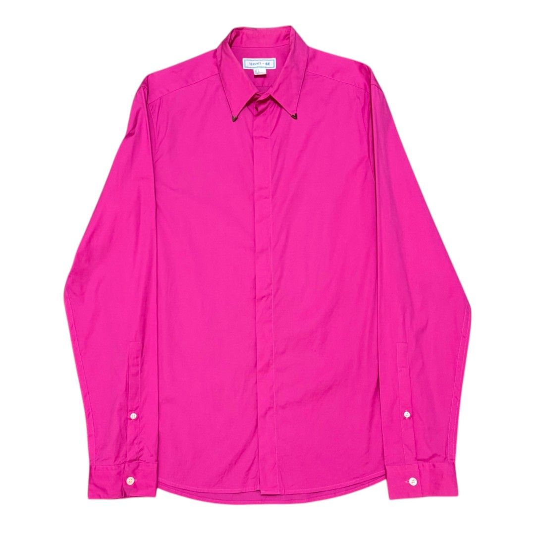 VERSACE FOR H&M BUTTON UP LONGSLEEVES SHIRT (Category: Formal Shirts) located in Dinalupihan. Submitted by aizzeestuffs (Listing ID 1464685495, Image 1). Description: Length:29.5" Width:20" Shoulder:18" Sleeves:26.5" Color may vary due to lighting. Pm for more Details. Old Money Luxury Designer..