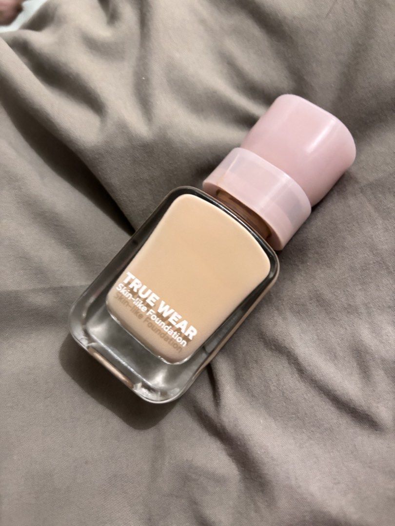 Vice co. True Wear Skin-Like Foundation (Category: Makeup) located in Dagupan City. Submitted by bookishpill (Listing ID 1464726772, Image 1). Description: Shade light neutral Used 2 pumps only for event Very lightweight Rfs: not my shade Bought another shade since i like its texture .