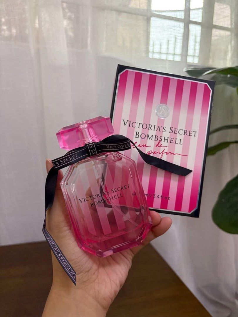 Victoria’s Secret Bombshell (Category: Fragrance & Deodorants) located in Manila. Submitted by businesspform (Listing ID 1464603979, Image 2). Description: ₱1550 each | pre order dm for inquiries!.