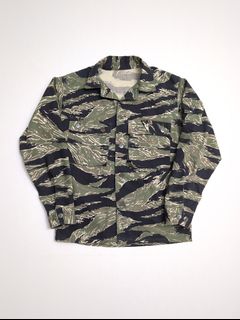 (Category: ) located in . Submitted by luckyboy.goods (Listing ID 1464603338, Image 1). Description: .