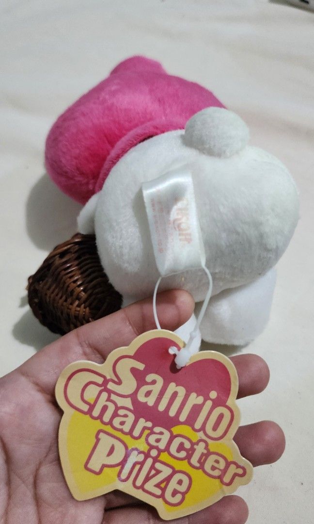 Vintage 2004 My Melody (Category: Plushies & Soft Toys) located in Baguio. Submitted by coffeesilvershadow_28 (Listing ID 1464704379, Image 2). Description: - From HK box - Nag separate lang po ung handle ng basket, kau na lng mo magbalik or iglue nyo - signs of wear lng po, no box included - Pricey po🫣 - Baguio dropping - Jnt shipping- Payment first plus sf before shipping.