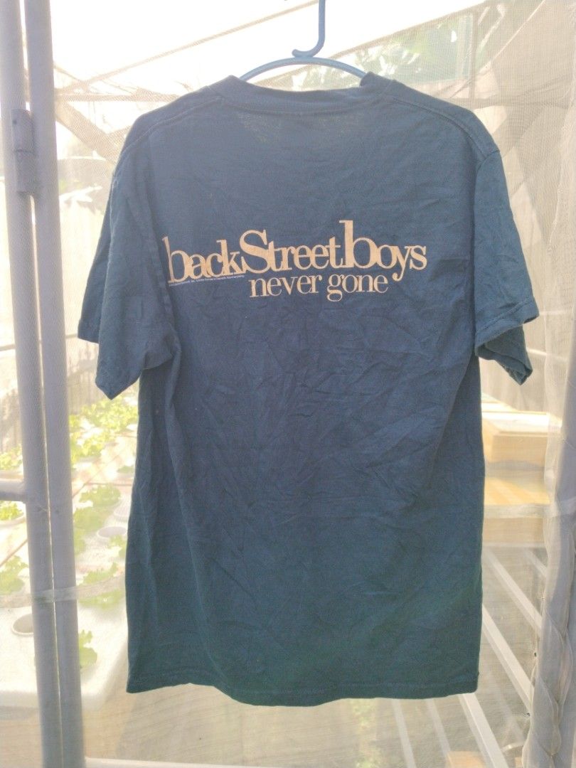 Vintage backstreet boys (Category: Tshirts & Polo Shirts ) located in Legazpi City. Submitted by genobecollectives (Listing ID 1464572968, Image 2). Description: Backstreet boys '05 tour 500 free ship Small 18 x 26 Very good condition Dm📩.